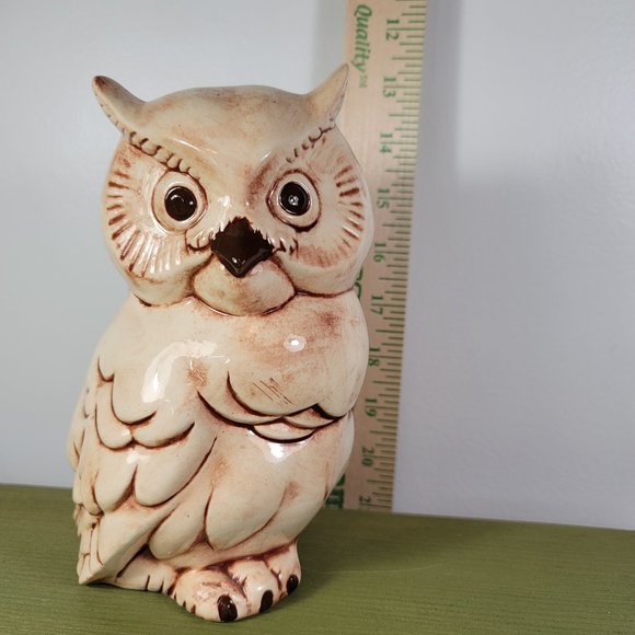 Large Collectable Owl Statue - Picture 5 of 6